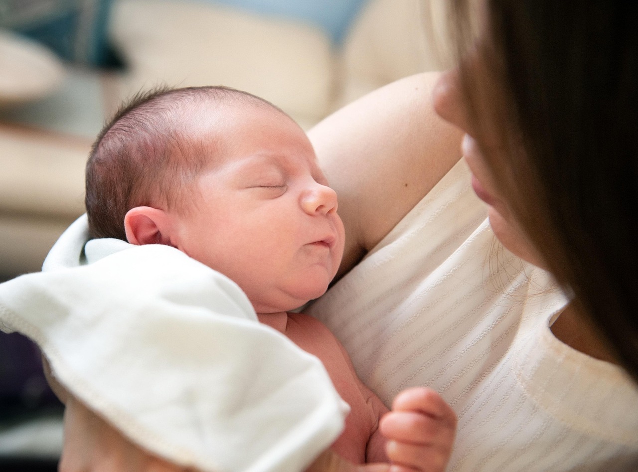 Does the Bible Describe God as Mother? A Christian Perspective — image 2