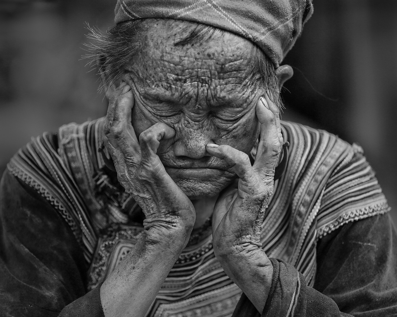 Prayer for Emotional Healing: A Christian Guide for Inner Peace — image 1